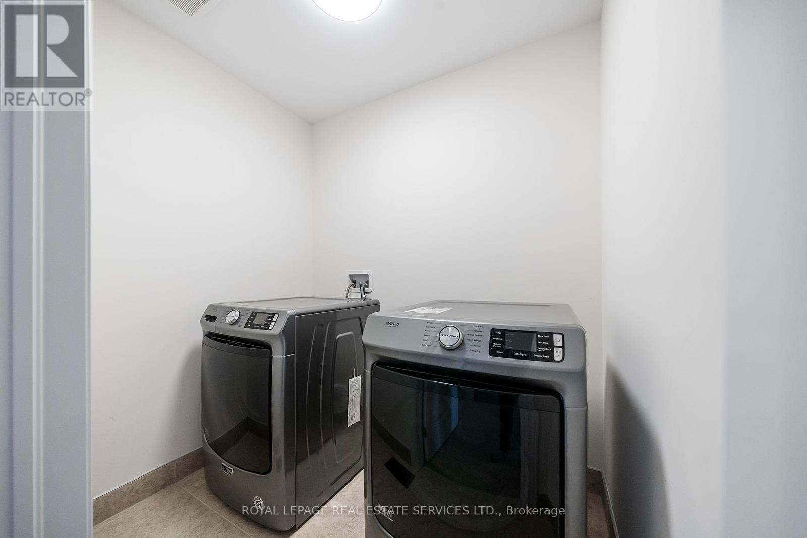 3349 Mockingbird Common, Oakville, Ontario  L6H 0X1 - Photo 27 - W12724490