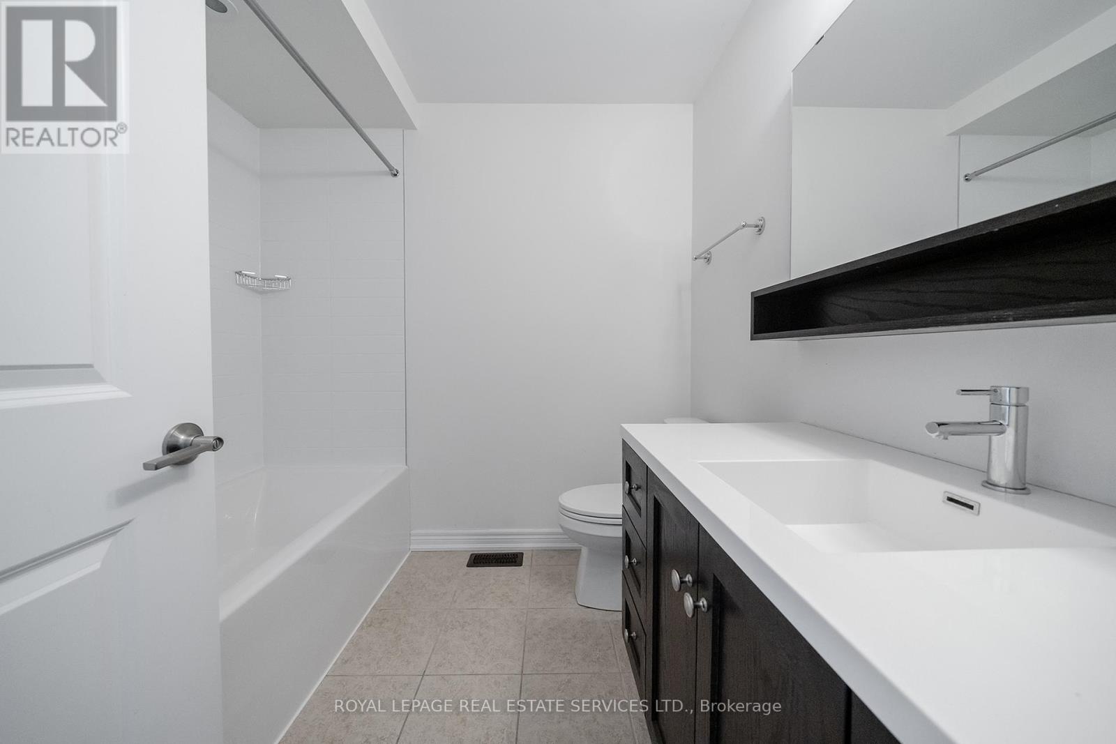 3349 Mockingbird Common, Oakville, Ontario  L6H 0X1 - Photo 28 - W12724490