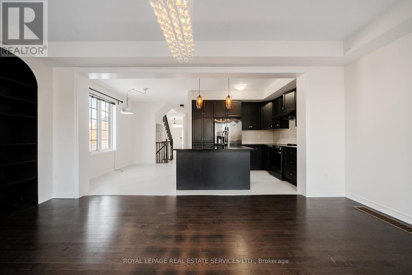 3349 Mockingbird Common, Oakville, Ontario  L6H 0X1 - Photo 7 - W12724490