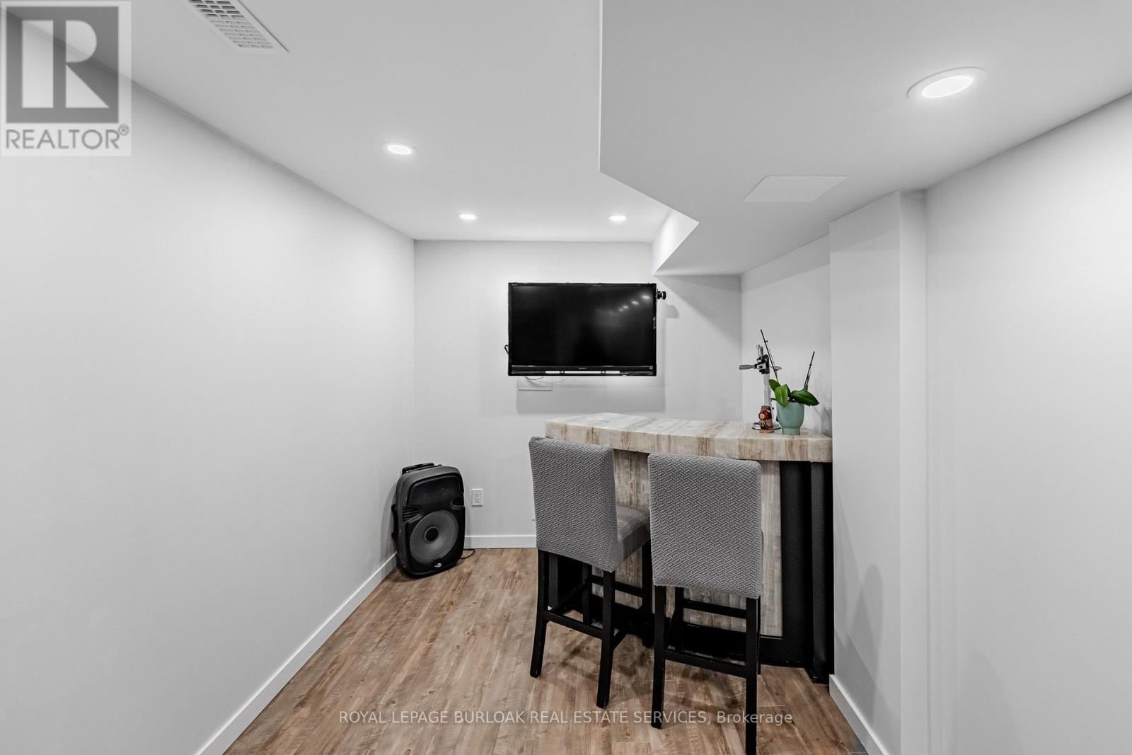 21 - 5056 New Street, Burlington, Ontario  L7L 1V1 - Photo 19 - W12724536