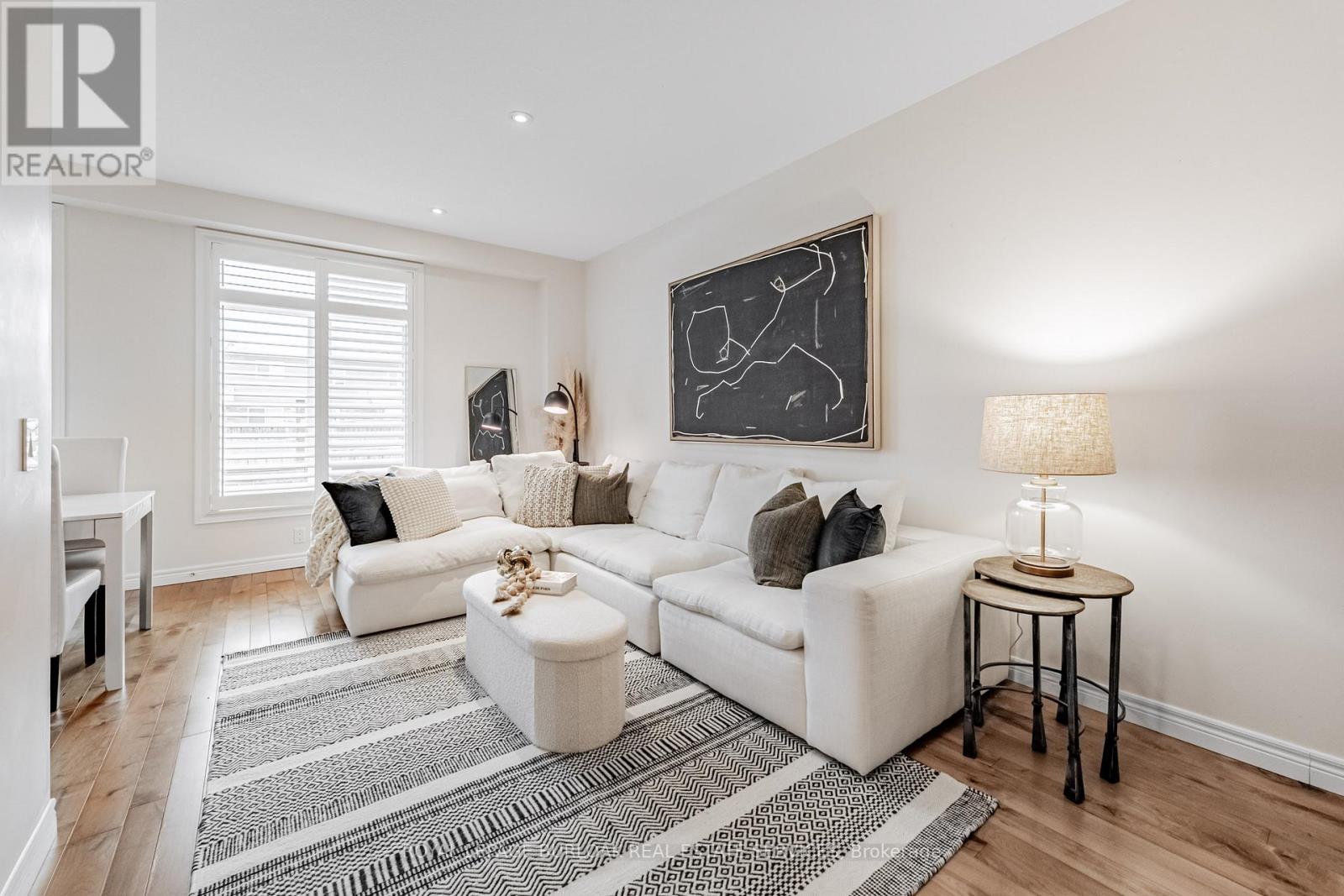 21 - 5056 New Street, Burlington, Ontario  L7L 1V1 - Photo 5 - W12724536