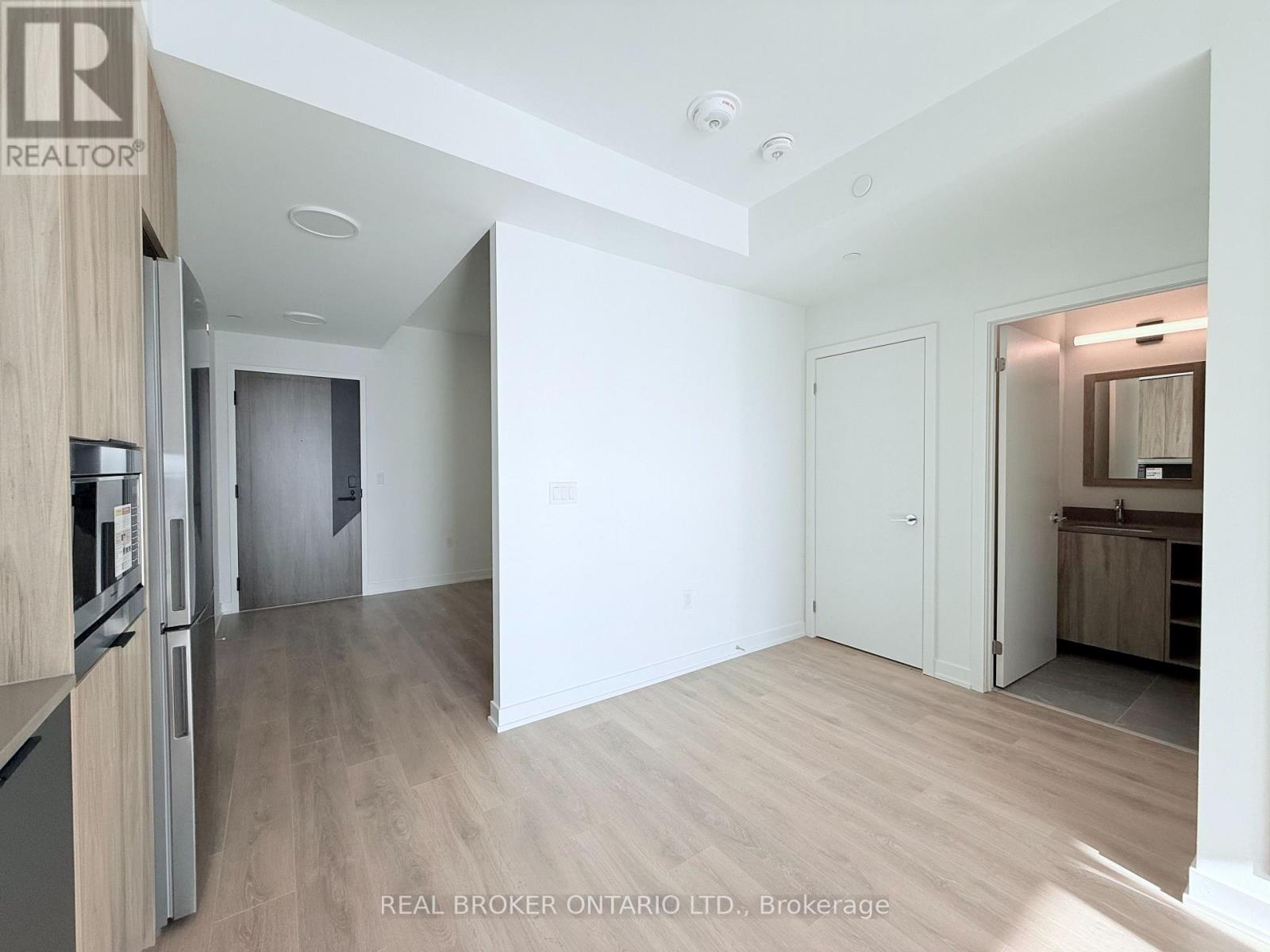 703 - 1037 The Queensway, Toronto, Ontario  M8Z 0H5 - Photo 10 - W12724540