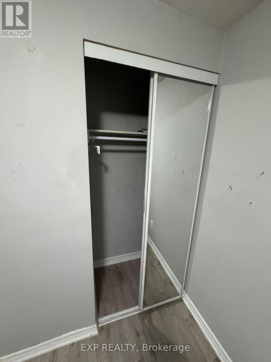 40 Gladstone Square, Brampton, Ontario  L6S 2H5 - Photo 12 - W12724544