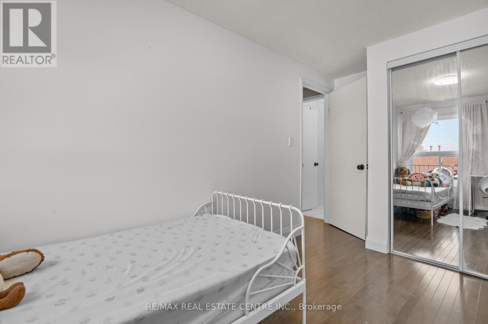 10 - 1570 Reeves Gate, Oakville, Ontario  L6M 3J3 - Photo 37 - W12724568