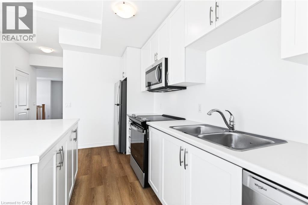 70 Kenesky Drive Unit# 1, Waterdown, Ontario  L8B 2A9 - Photo 15 - 40800566