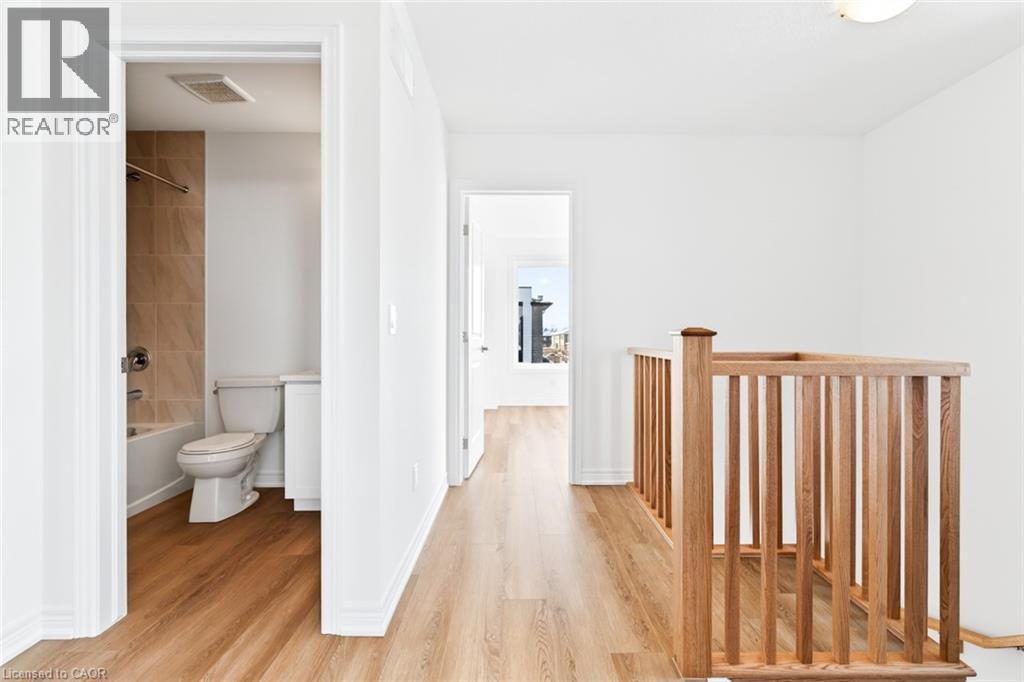 70 Kenesky Drive Unit# 1, Waterdown, Ontario  L8B 2A9 - Photo 25 - 40800566