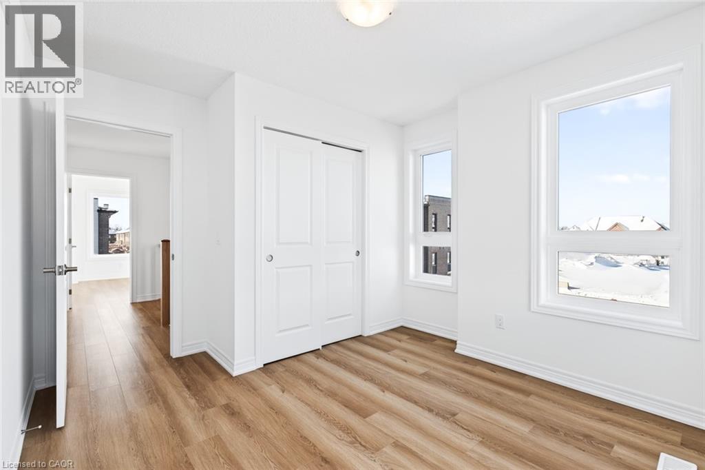 70 Kenesky Drive Unit# 1, Waterdown, Ontario  L8B 2A9 - Photo 33 - 40800566