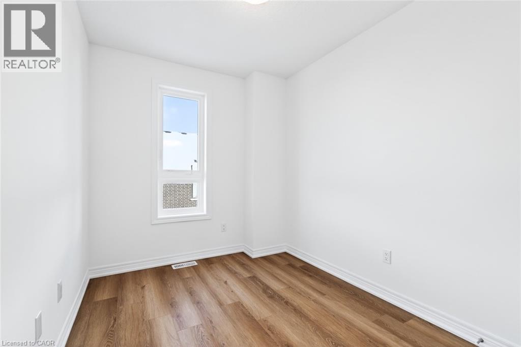 70 Kenesky Drive Unit# 1, Waterdown, Ontario  L8B 2A9 - Photo 39 - 40800566