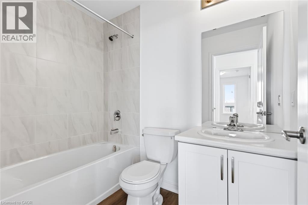 70 Kenesky Drive Unit# 1, Waterdown, Ontario  L8B 2A9 - Photo 40 - 40800566