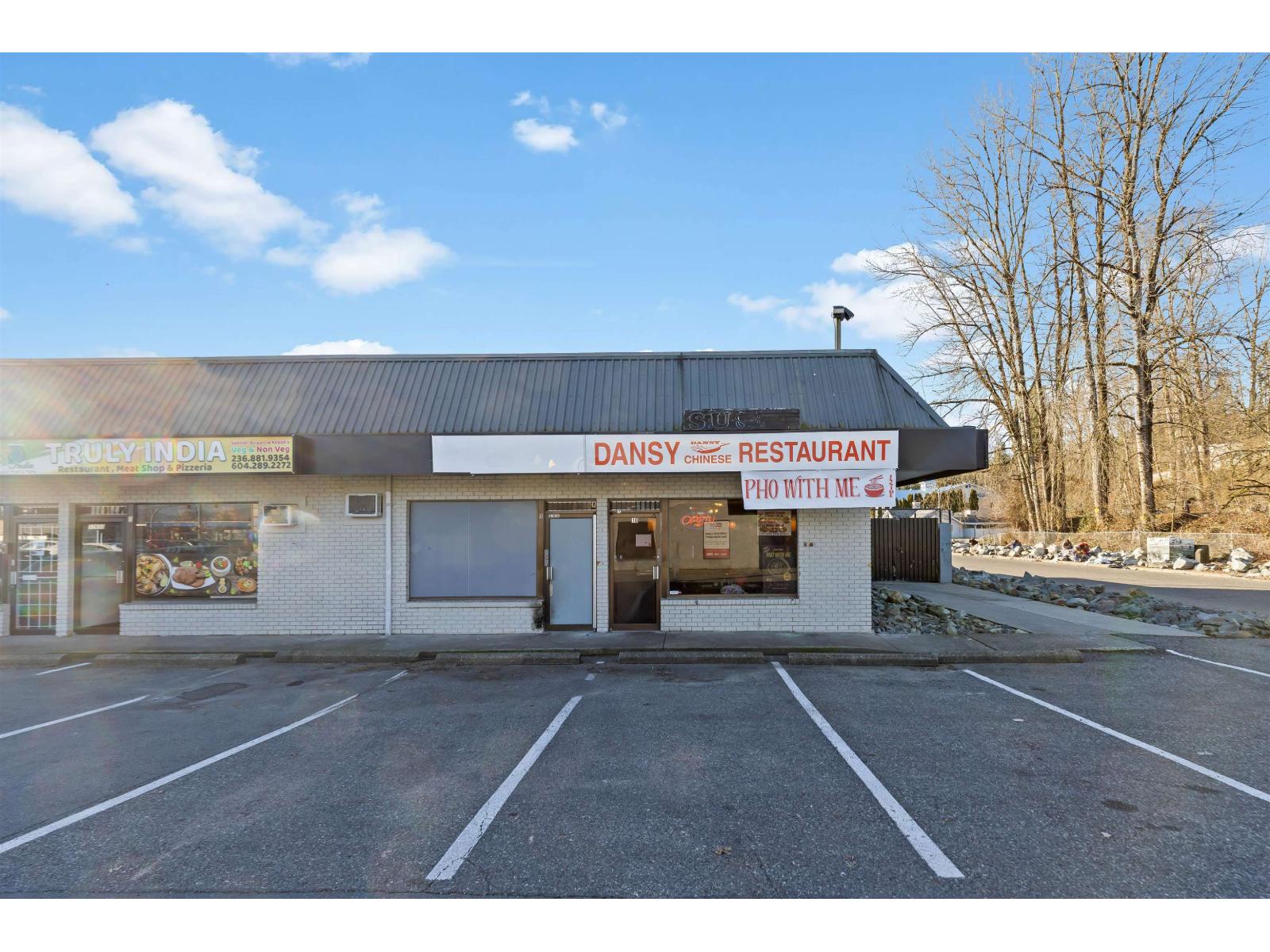 10 32650 Logan Avenue, Mission, British Columbia  V2V 6C7 - Photo 1 - C8075436