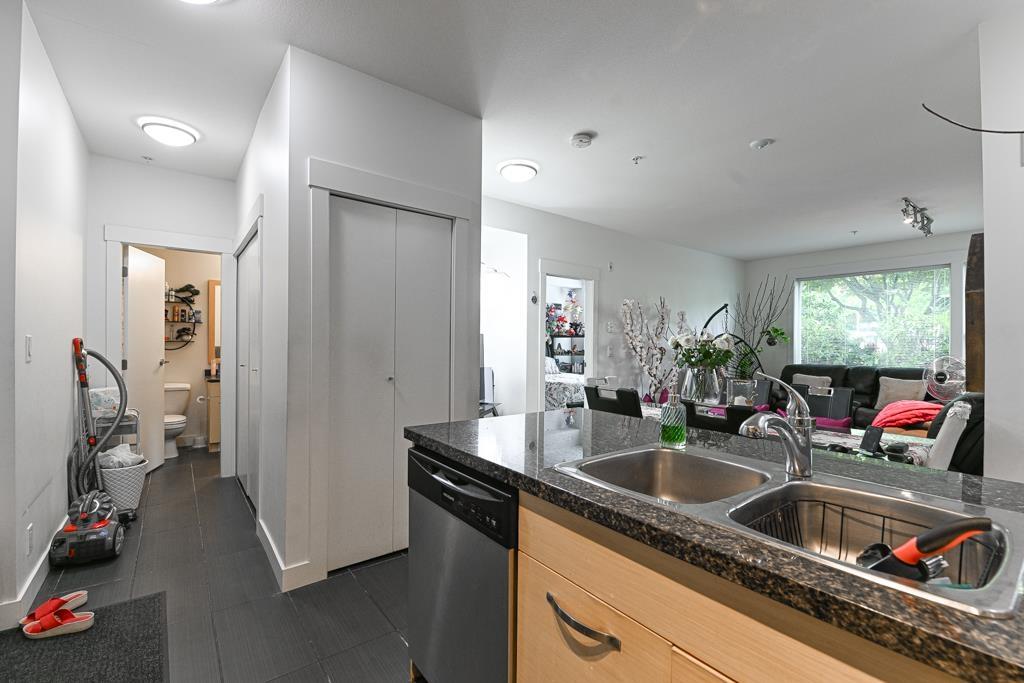 114 33539 Holland Avenue, Abbotsford, British Columbia  V2S 0C6 - Photo 10 - R3082138