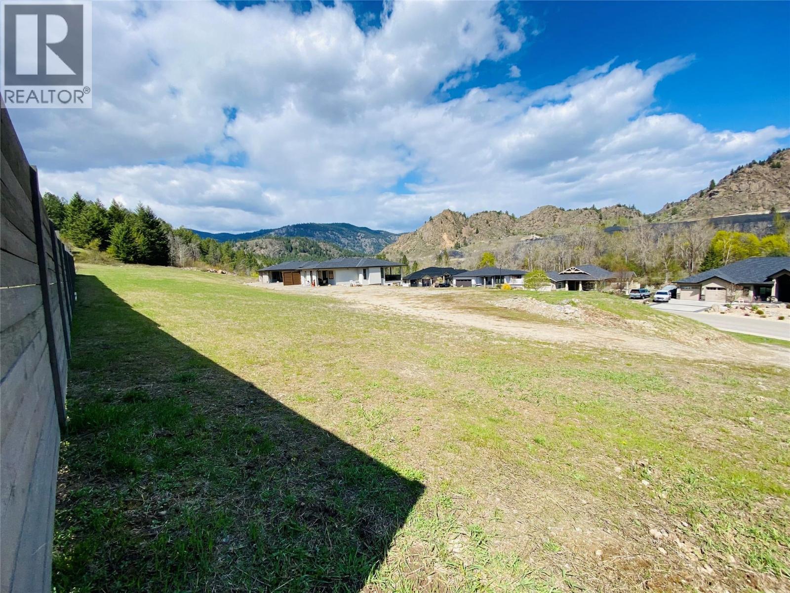 8721 Riverside Drive, Grand Forks, British Columbia  V0H 1H0 - Photo 4 - 10331372