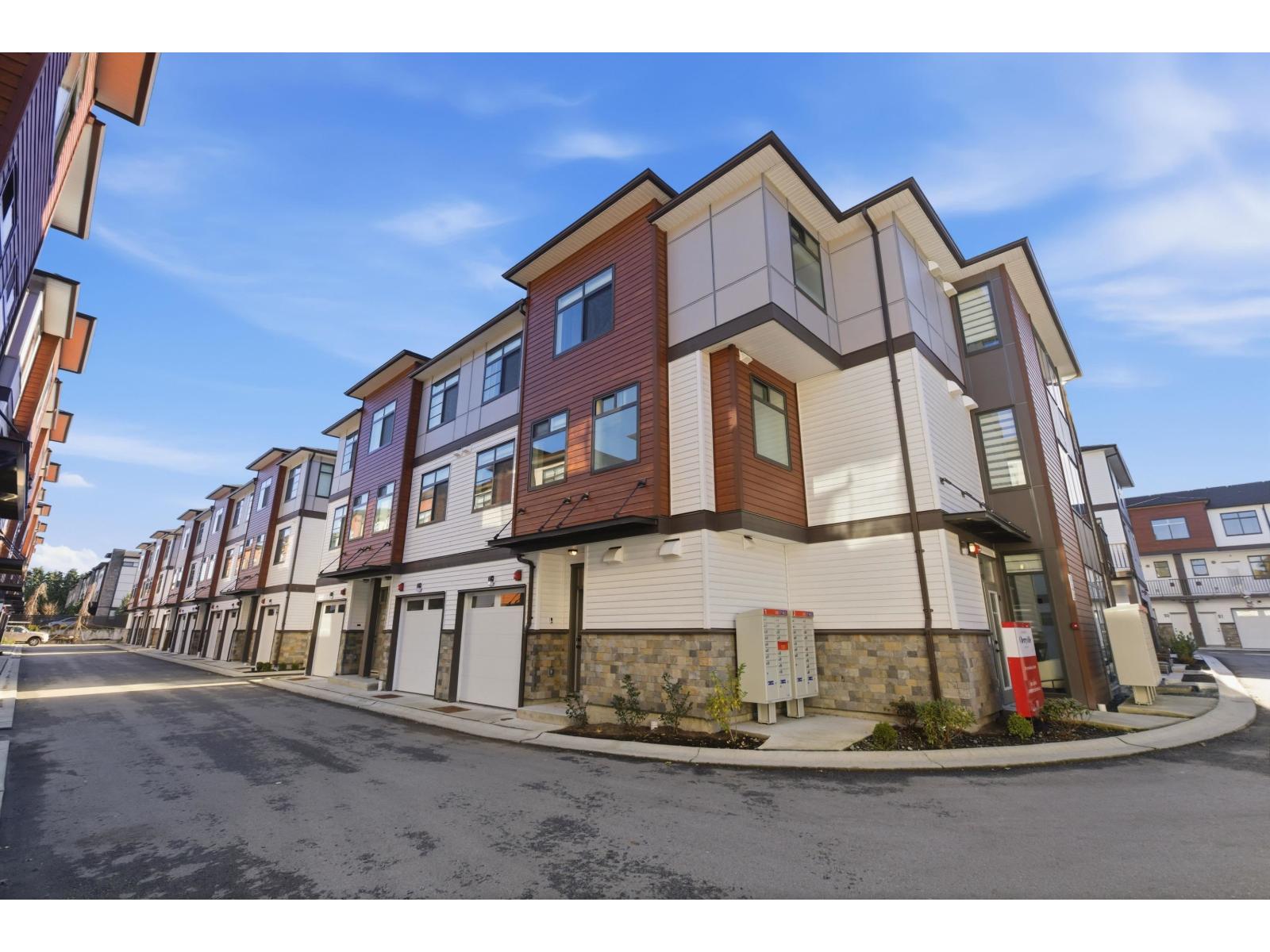 69 8430 Nottman Street, Mission, British Columbia  V2V 3W4 - Photo 2 - R3082180