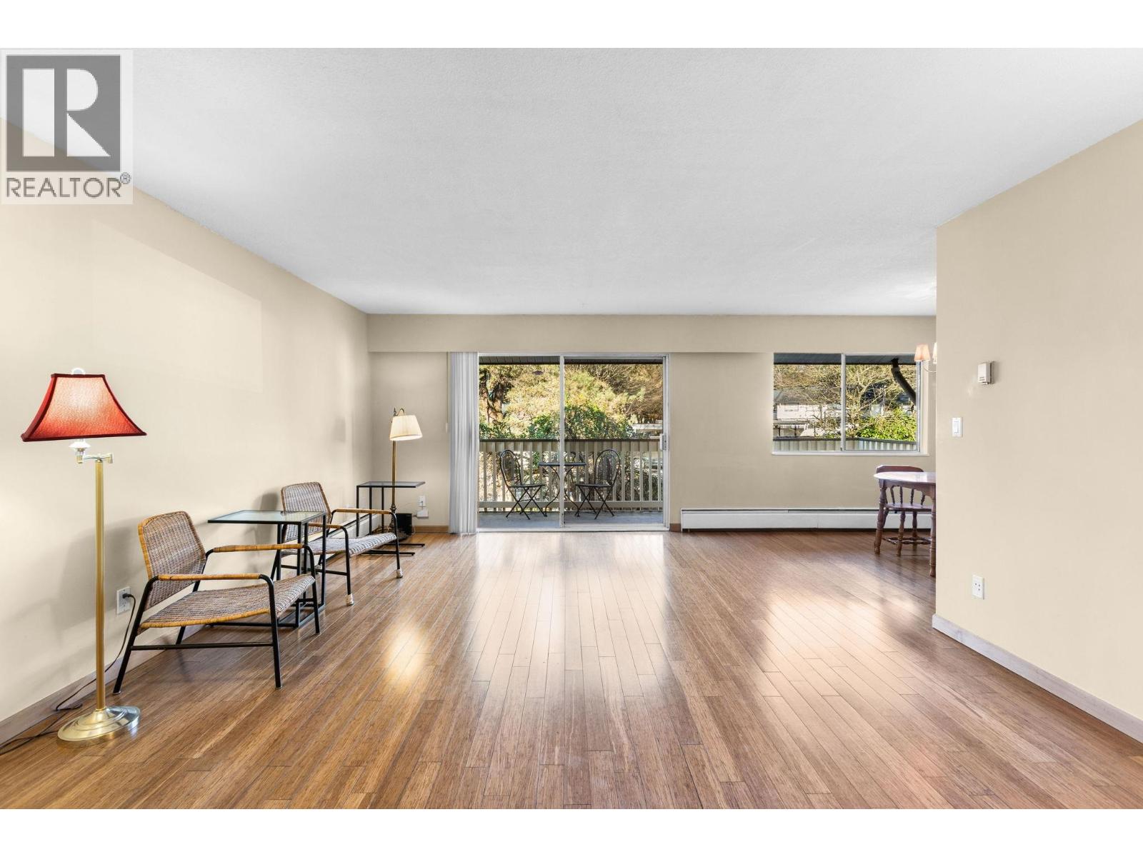 54 912 Premier Street, North Vancouver, British Columbia  V7J 2G8 - Photo 2 - R3081612