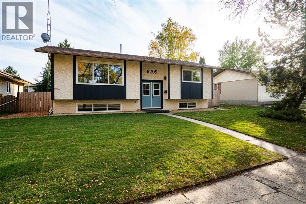 6209 42 Avenue, Camrose, Alberta