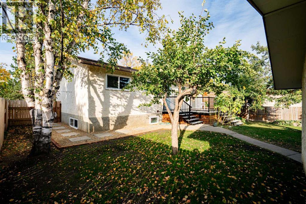 6209 42 Avenue, Camrose, Alberta  T4V 2W8 - Photo 4 - A2259835