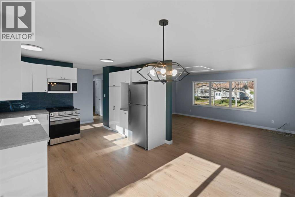 6209 42 Avenue, Camrose, Alberta  T4V 2W8 - Photo 9 - A2259835