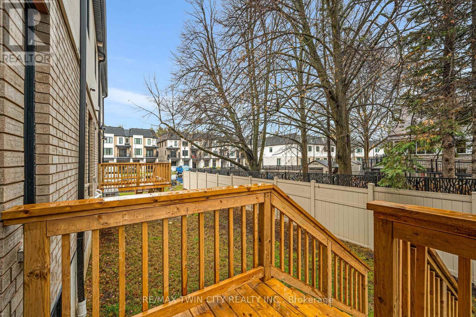 24 - 143 Elgin Street N, Cambridge, Ontario  N1R 5H6 - Photo 5 - X12724418