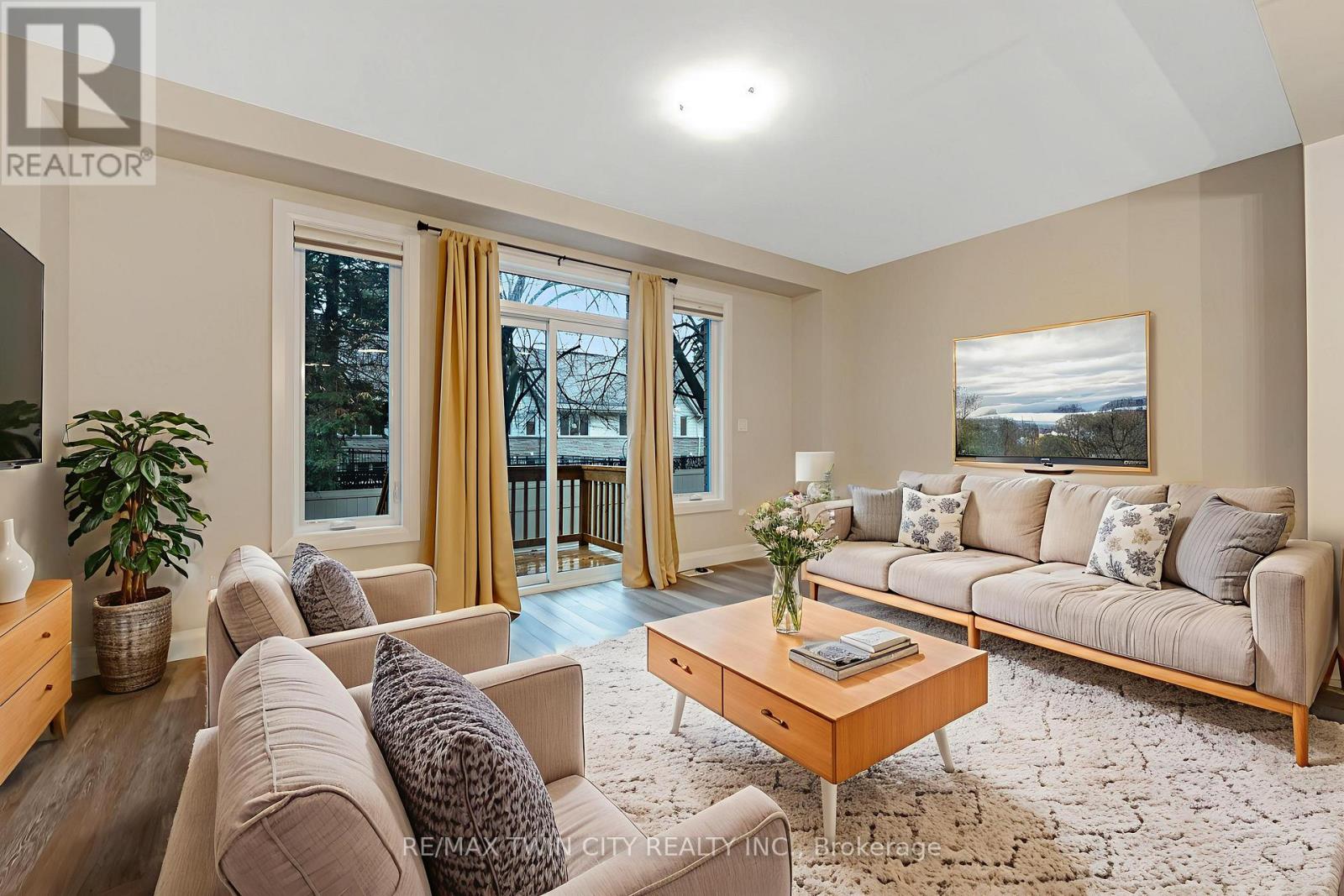 24 - 143 Elgin Street N, Cambridge, Ontario  N1R 5H6 - Photo 9 - X12724418