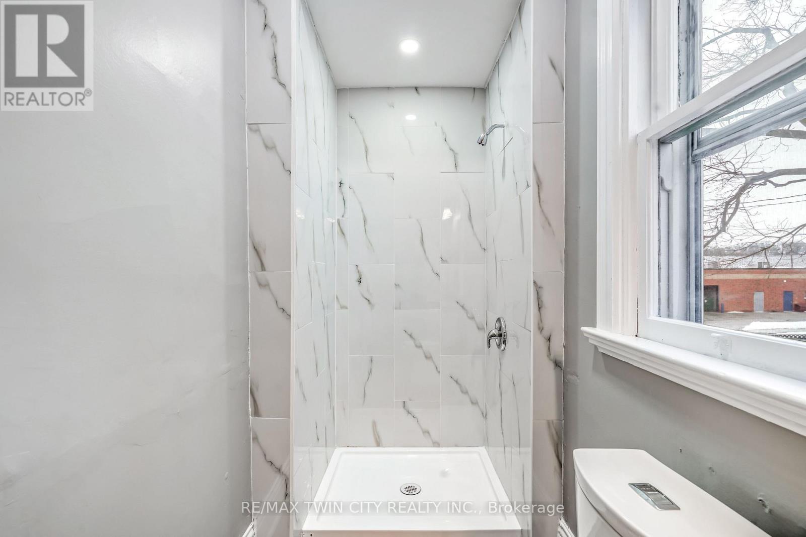 353 Dalhousie Street, Brantford, Ontario  N3S 3V9 - Photo 20 - X12724476