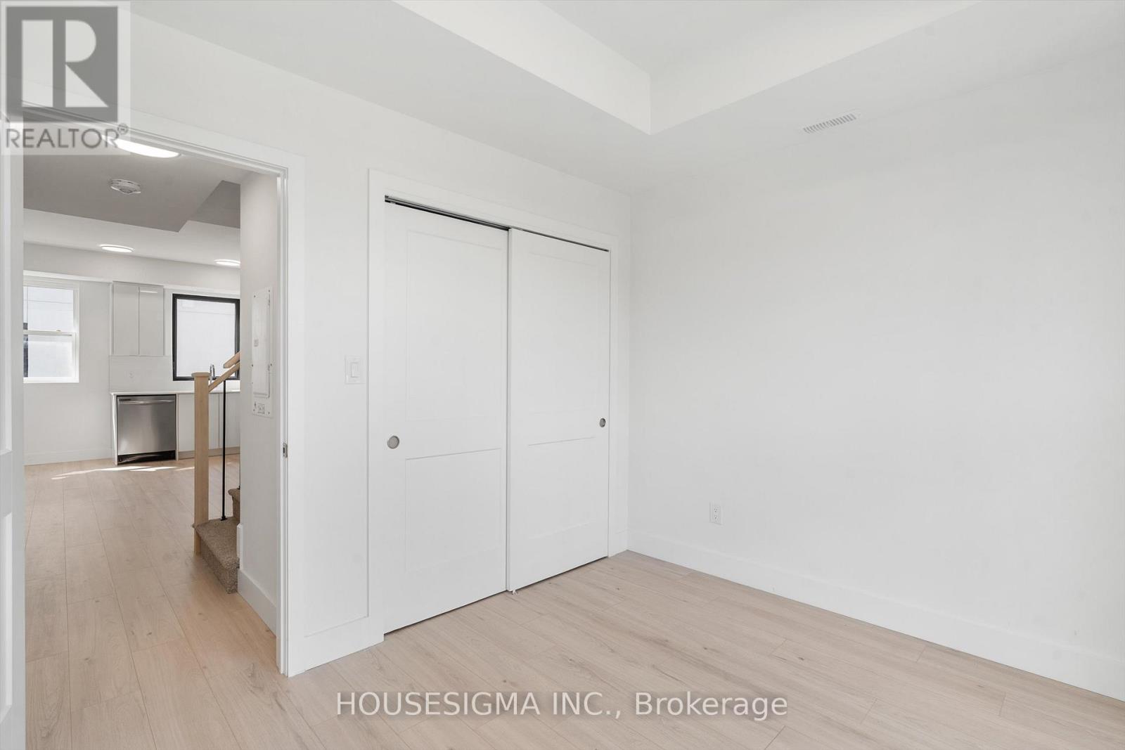 302 - 7277 Wilson Crescent, Niagara Falls, Ontario  L2G 4R8 - Photo 19 - X12724506