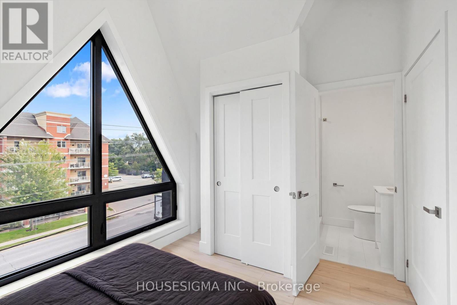 302 - 7277 Wilson Crescent, Niagara Falls, Ontario  L2G 4R8 - Photo 24 - X12724506