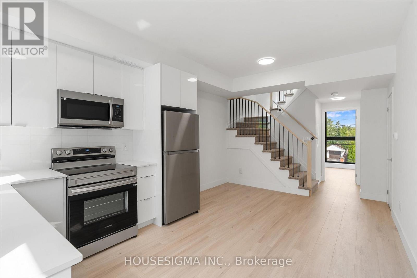 302 - 7277 Wilson Crescent, Niagara Falls, Ontario  L2G 4R8 - Photo 9 - X12724506