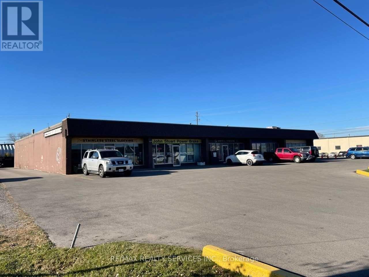 353 MILLEN ROAD, Hamilton, Ontario