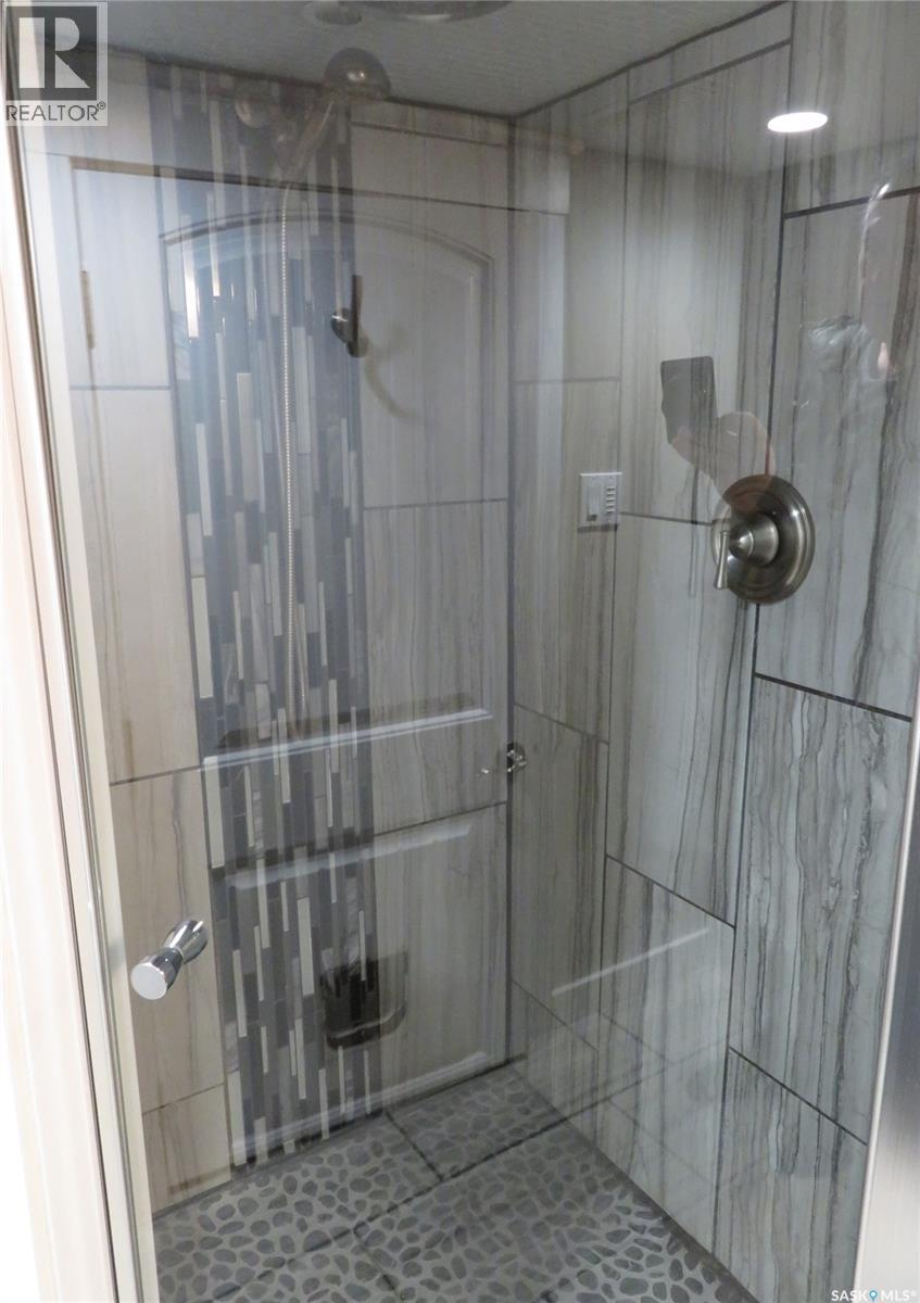 1506 E Avenue N, Saskatoon, Saskatchewan  S7L 1T8 - Photo 16 - SK027316