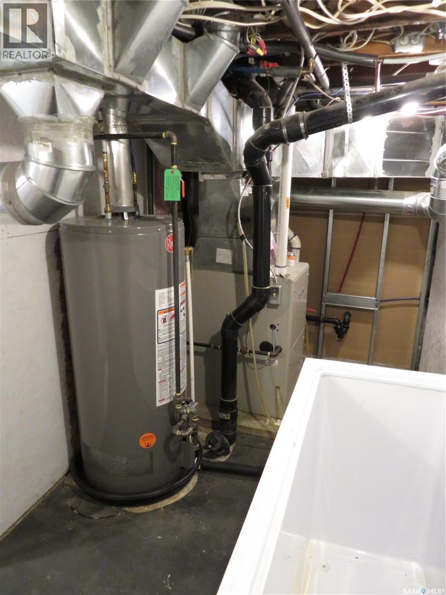 1506 E Avenue N, Saskatoon, Saskatchewan  S7L 1T8 - Photo 18 - SK027316