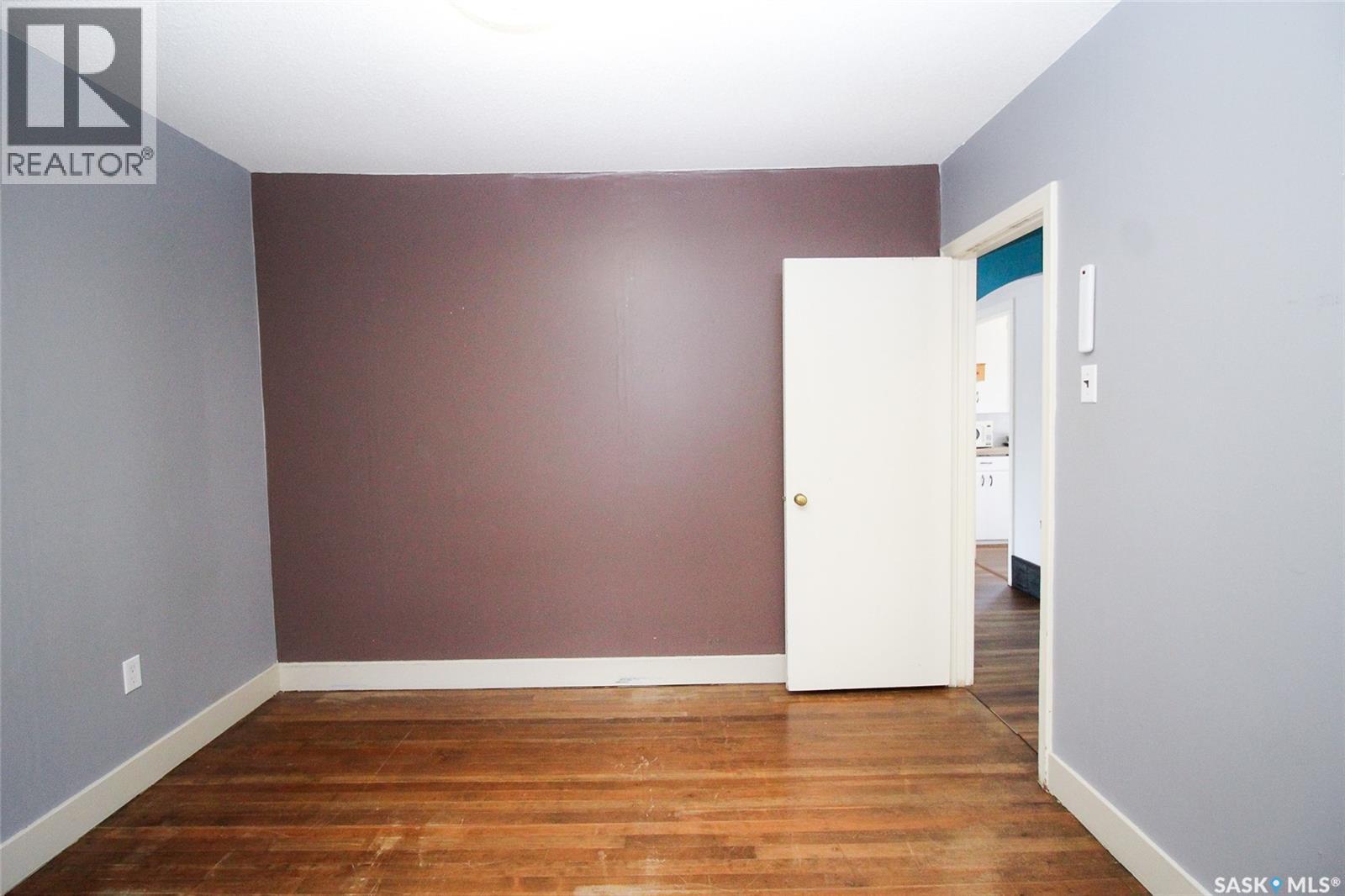 688 1st Street W, Shaunavon, Saskatchewan  S0N 2M0 - Photo 12 - SK027315