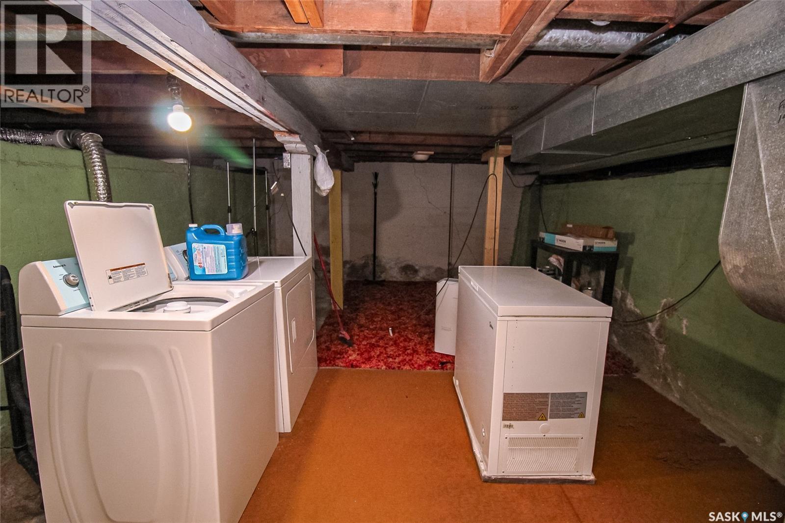 688 1st Street W, Shaunavon, Saskatchewan  S0N 2M0 - Photo 22 - SK027315