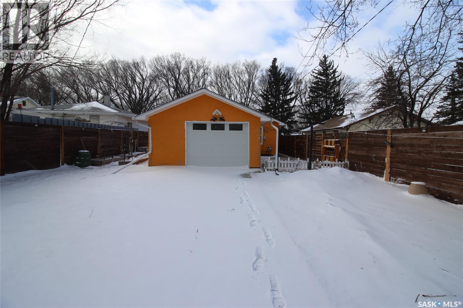 688 1st Street W, Shaunavon, Saskatchewan  S0N 2M0 - Photo 29 - SK027315