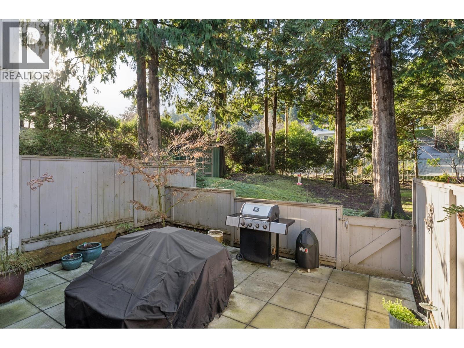 2060 Deep Cove Crescent, North Vancouver, British Columbia  V7G 1T2 - Photo 24 - R3082432