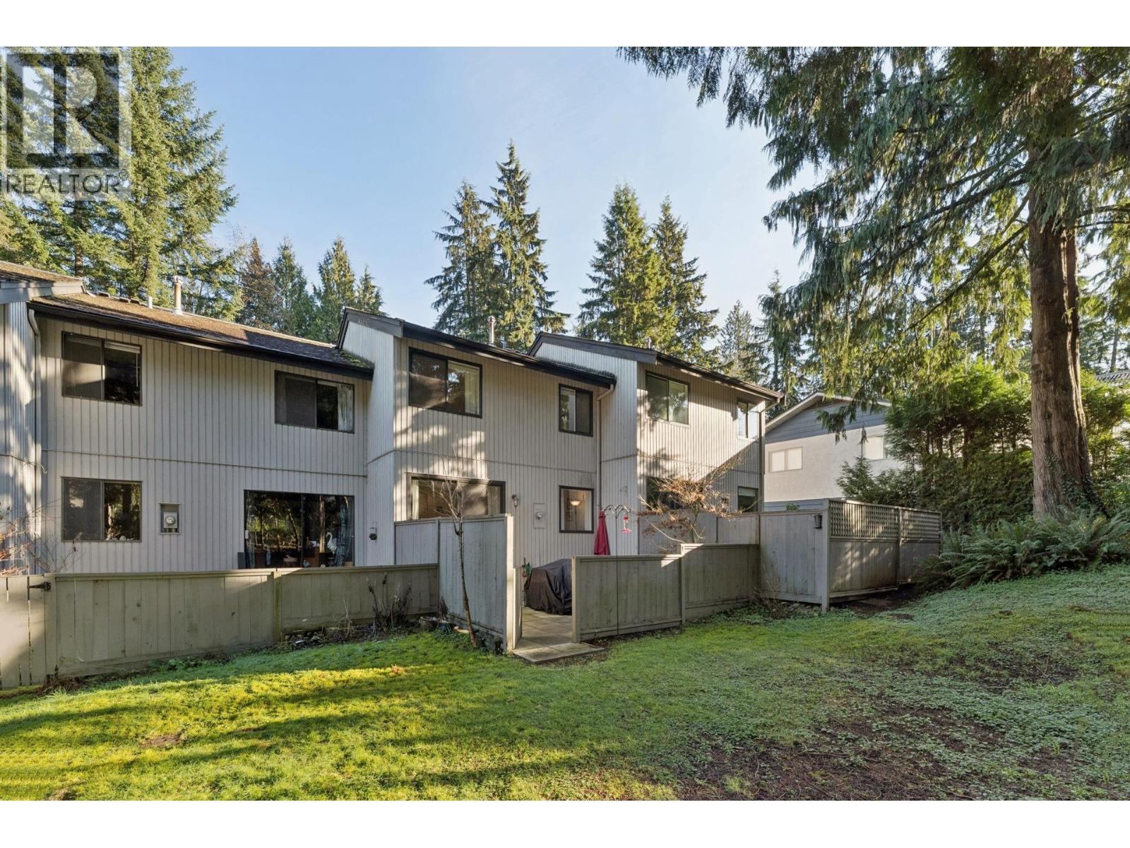 2060 Deep Cove Crescent, North Vancouver, British Columbia  V7G 1T2 - Photo 27 - R3082432