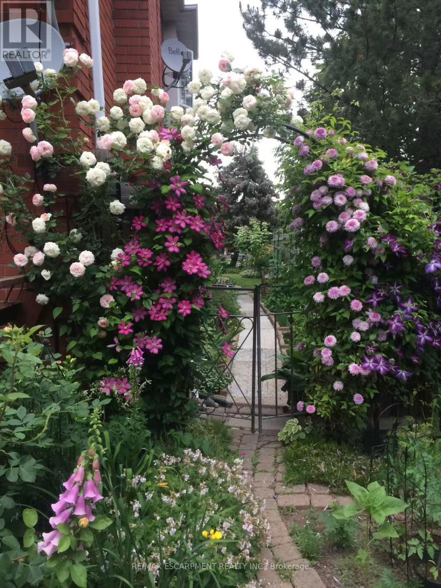 1466 Reeves Gate, Oakville, Ontario  L6M 3H3 - Photo 42 - W12724360