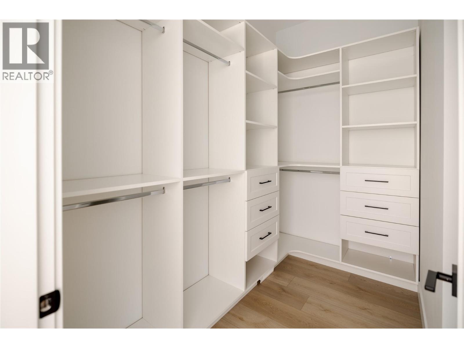 893 Loseth Drive, Kelowna, British Columbia  V1P 0A8 - Photo 29 - 10373179