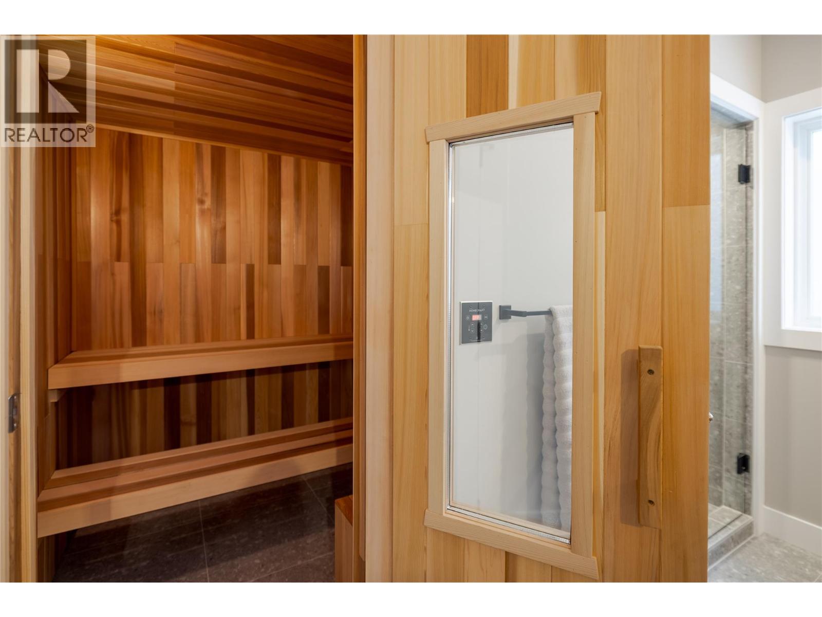 893 Loseth Drive, Kelowna, British Columbia  V1P 0A8 - Photo 45 - 10373179