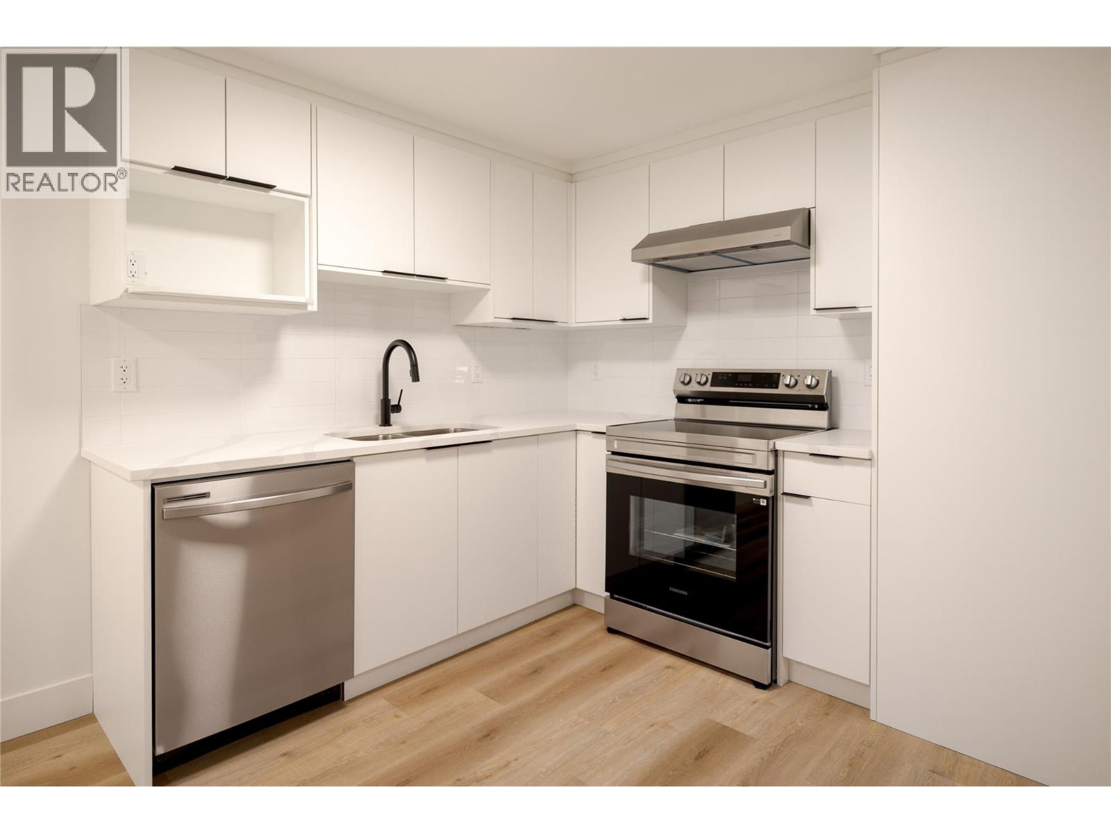 893 Loseth Drive, Kelowna, British Columbia  V1P 0A8 - Photo 54 - 10373179