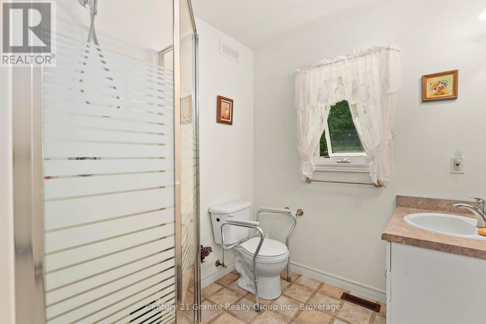 1753 Northshore Road, Algonquin Highlands, Ontario  K0M 1J1 - Photo 20 - X12724676