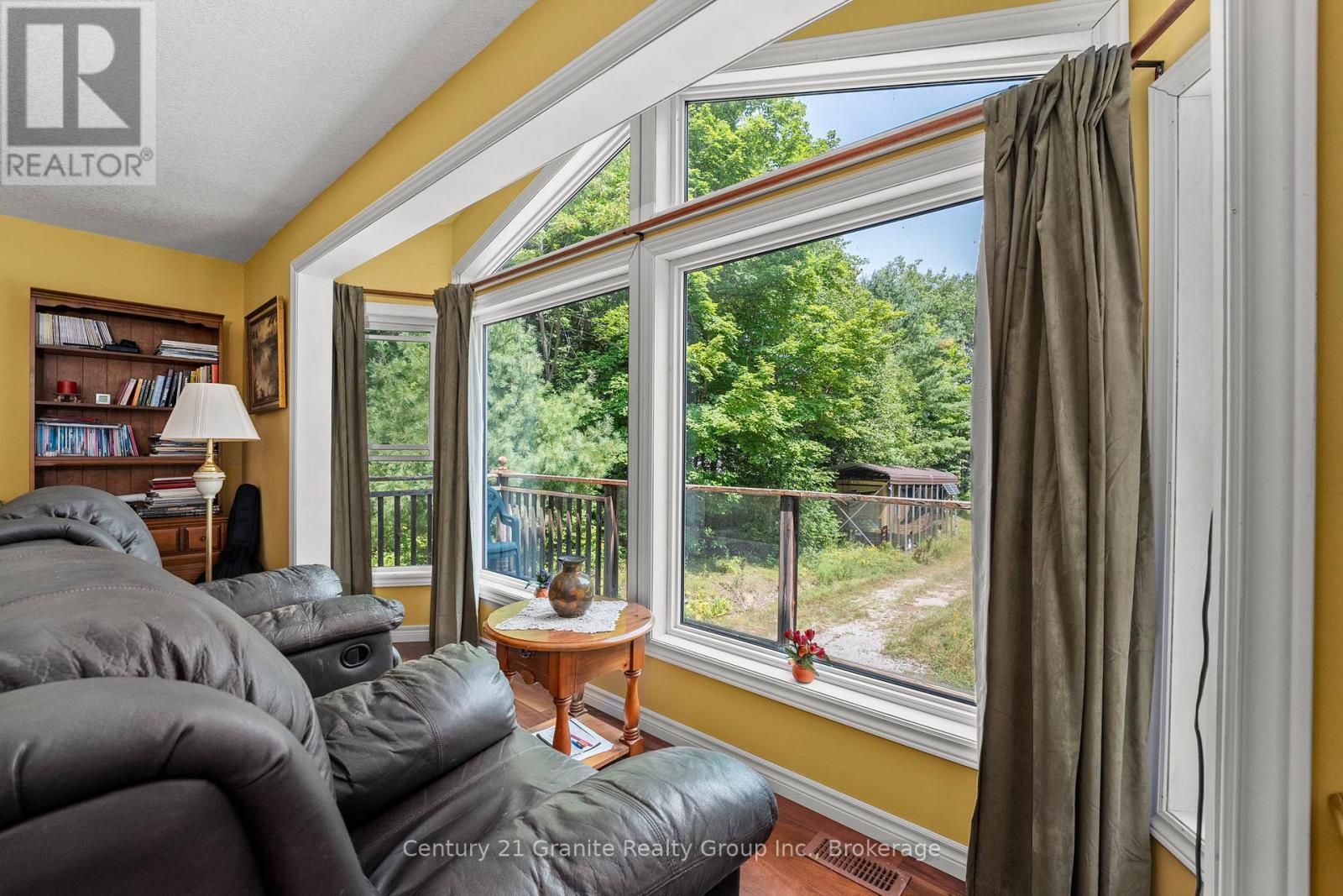 1753 Northshore Road, Algonquin Highlands, Ontario  K0M 1J1 - Photo 9 - X12724676