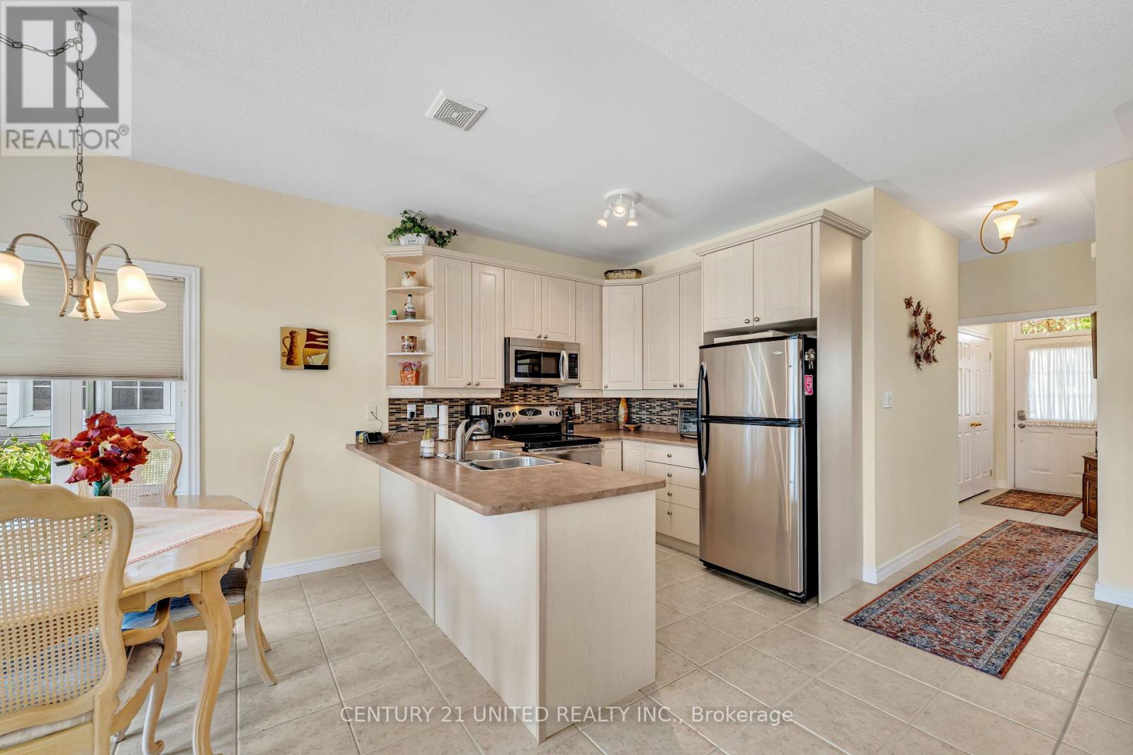 745 Prince Of Wales Drive, Cobourg, Ontario  K9A 5X9 - Photo 9 - X12724652