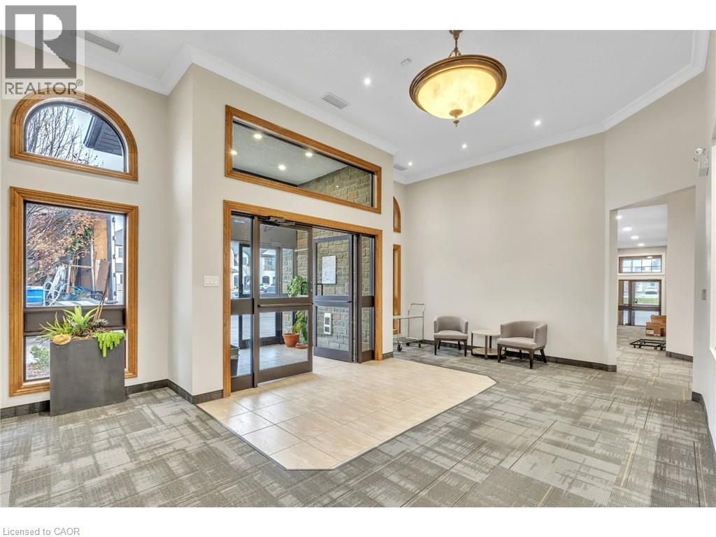 735 Bridge Street W, Waterloo, Ontario  N2V 2H1 - Photo 3 - 40800152