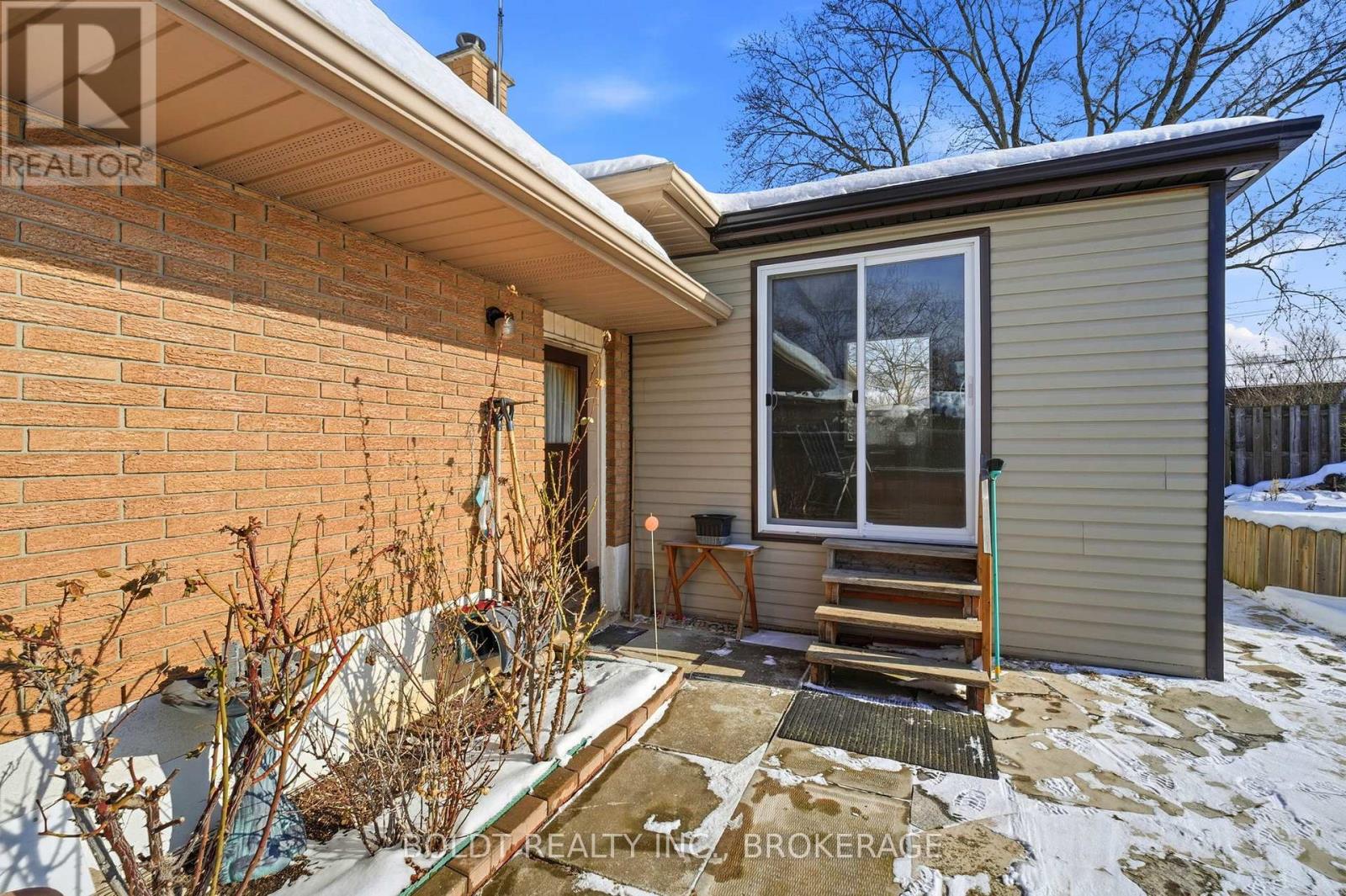 32 Old Oxford Road, St. Catharines, Ontario  L2M 2K1 - Photo 31 - X12724618