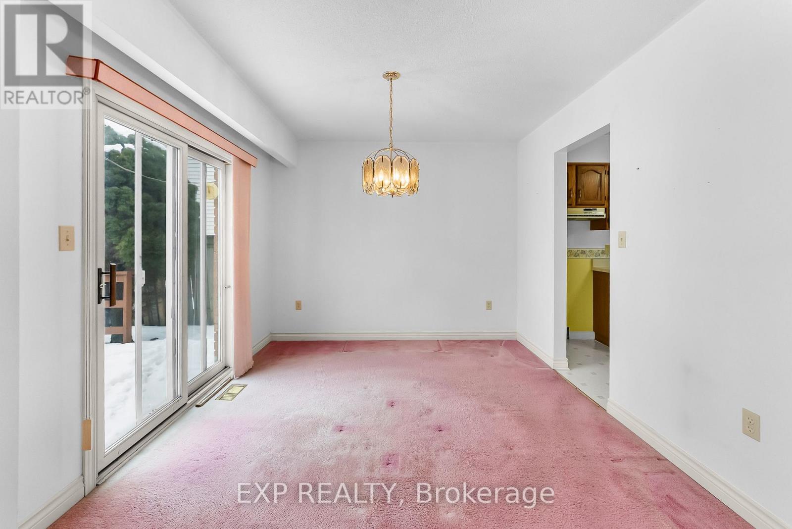 10 Heritage Court, St. Catharines, Ontario  L2S 3H8 - Photo 10 - X12724658