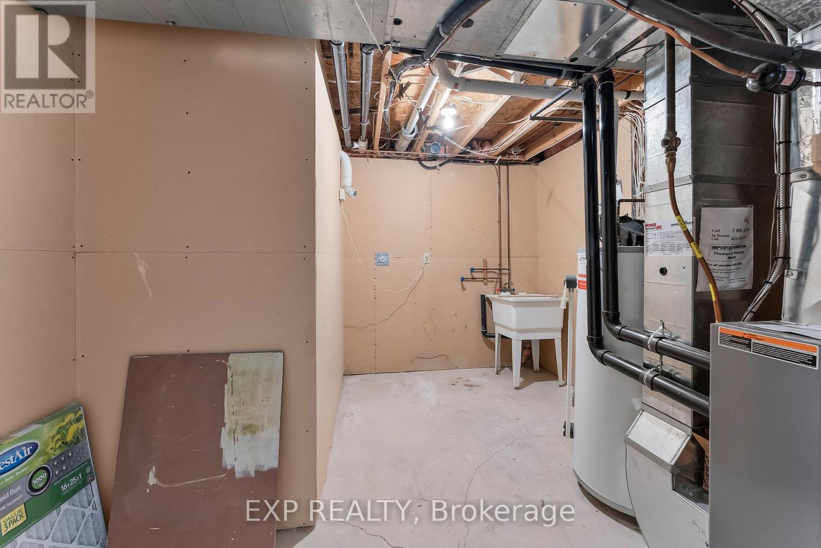 10 Heritage Court, St. Catharines, Ontario  L2S 3H8 - Photo 28 - X12724658