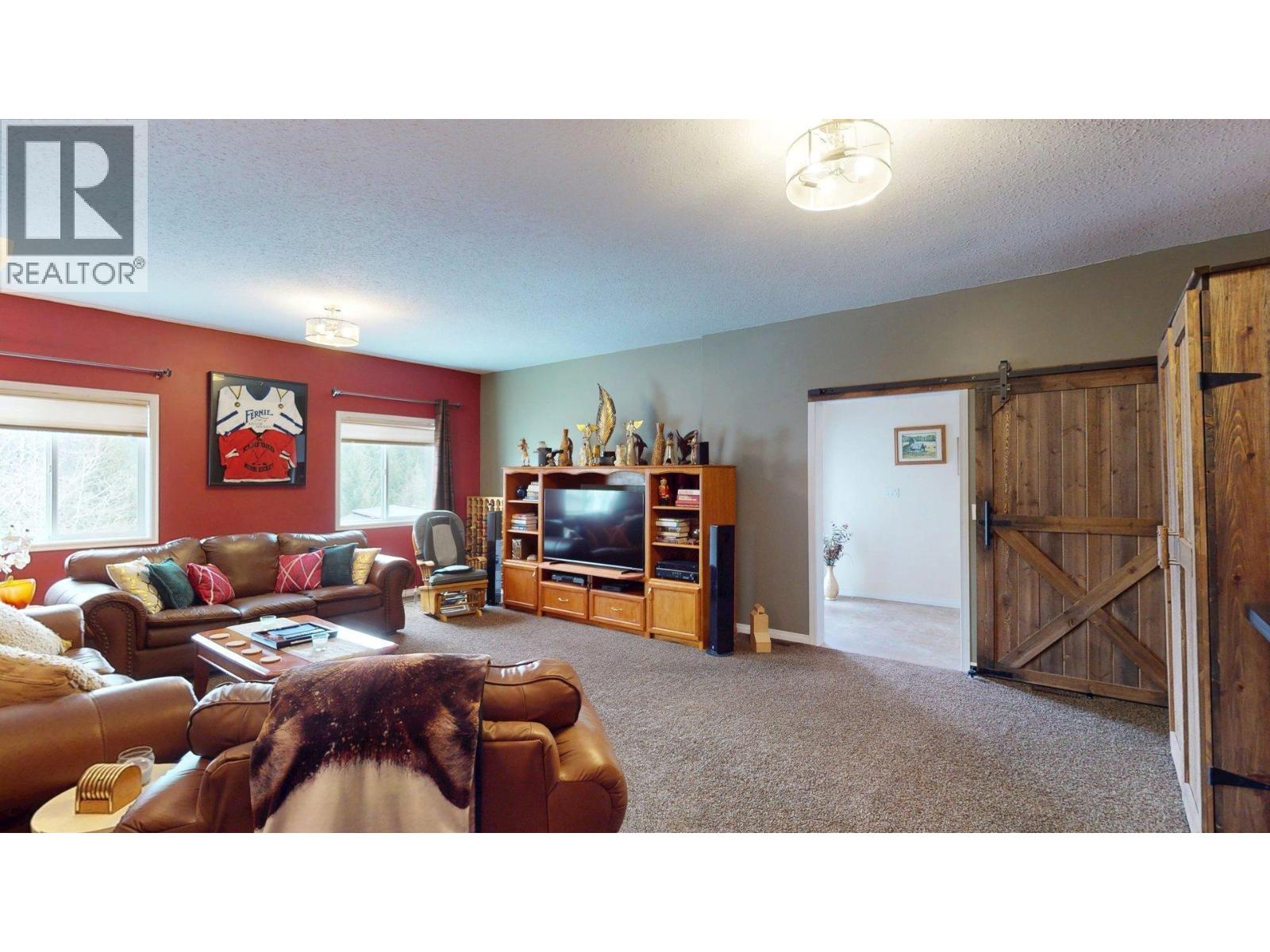 57 Cariboo Drive, Elkford, British Columbia  V0B 1H0 - Photo 26 - 10373709