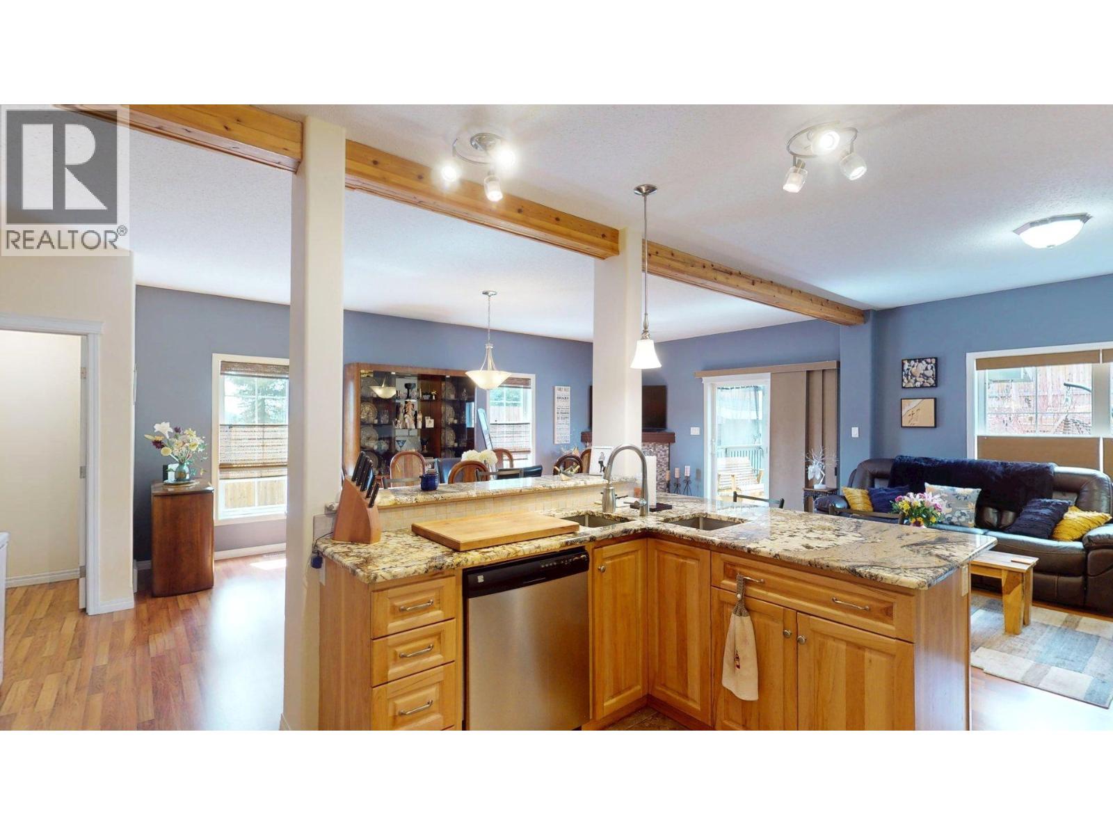 57 Cariboo Drive, Elkford, British Columbia  V0B 1H0 - Photo 6 - 10373709