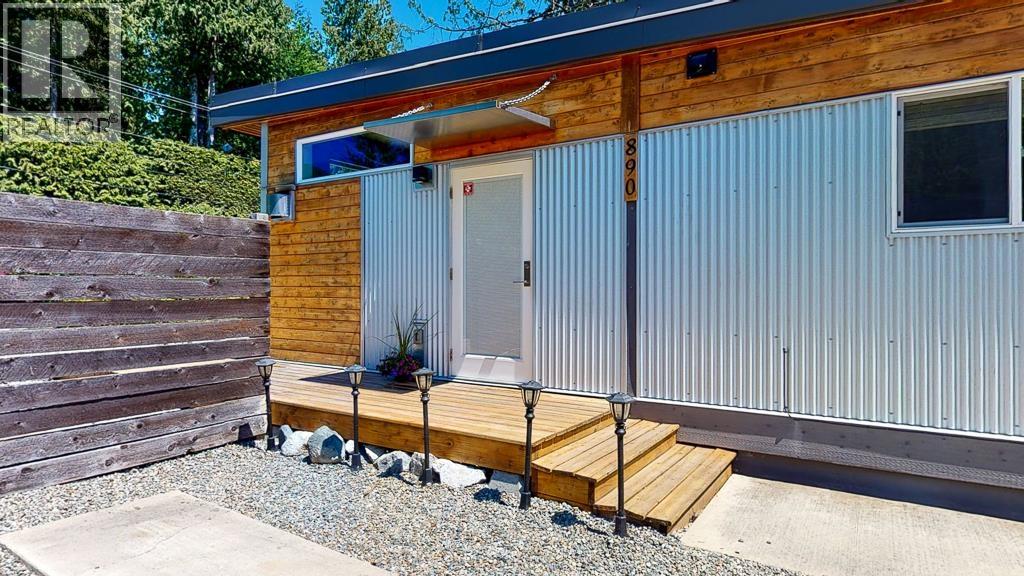 890 Trower Lane, Gibsons, British Columbia  V0N 1V7 - Photo 21 - R3046919