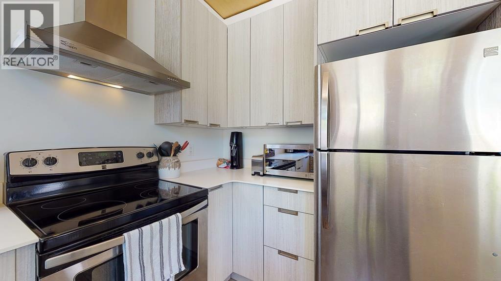 890 Trower Lane, Gibsons, British Columbia  V0N 1V7 - Photo 17 - R3046919